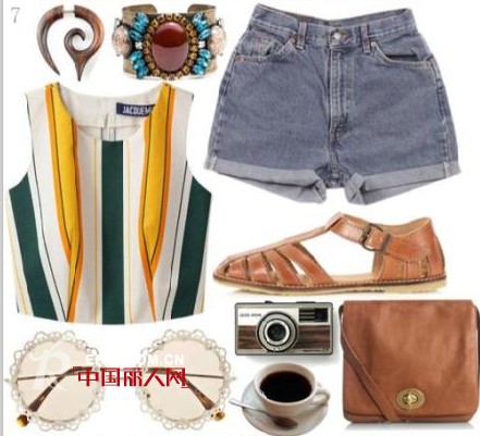 短打+高腰短裤 一秒变身高挑妹