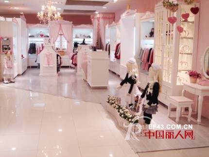 笛莎童装 每个人都是公主体验粉色梦幻天堂