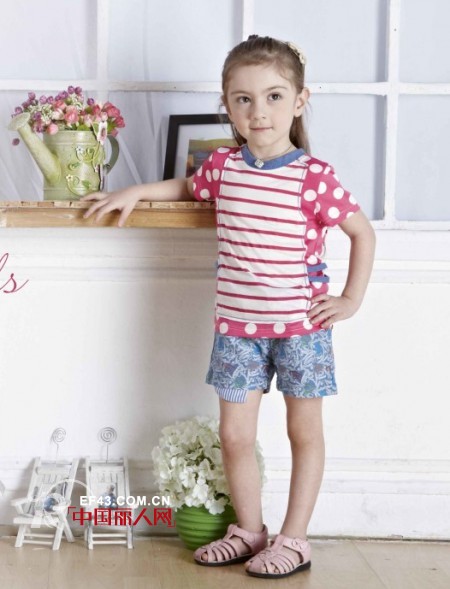 西瓜王子童装 七彩亮色碰撞尽显潮流时尚