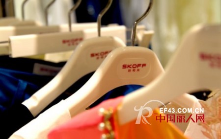 加盟时尚女装“诗柯芙”  三万元即可轻松开店