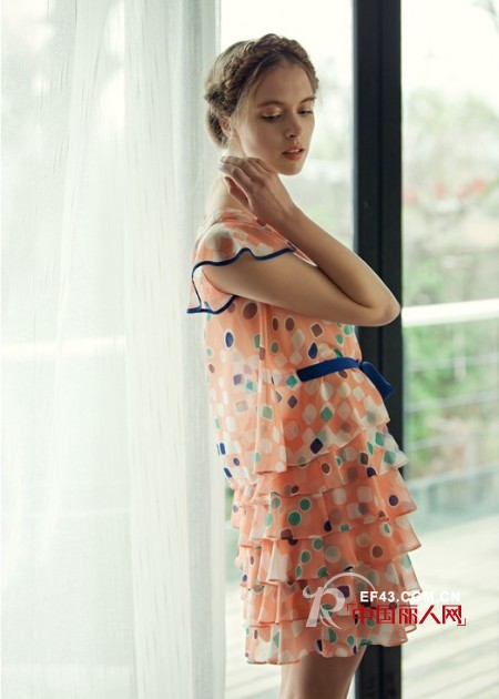 卡其波点可爱现身 COOPOOL珂珀女装也有童真