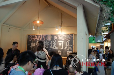 2013深圳展会BEANS豆女装 个性展馆时尚潮流前所未有