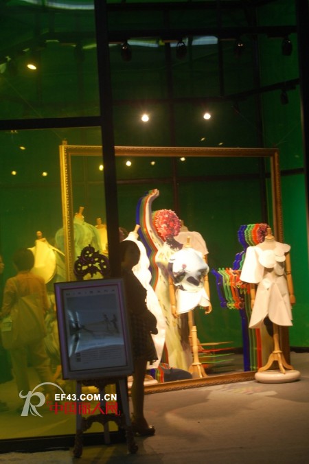 Mikibana携姊妹品牌Alla scala亮相第十三届深圳服博会