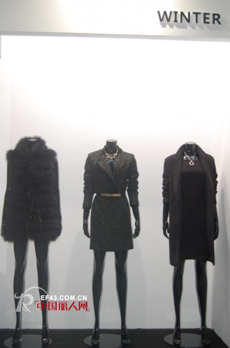 IZAR女装演绎四季服饰风情 绽放深圳服交会