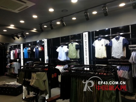 热烈庆祝黑蝠社男装品牌江苏无锡新店盛大开业