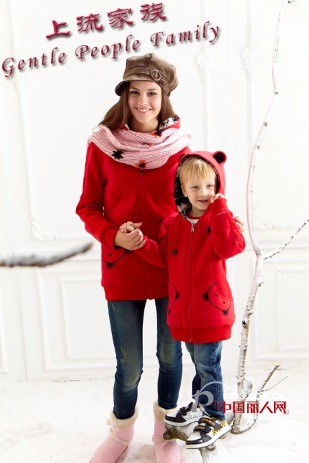 上流家族亲子装 现出你最温馨的画面