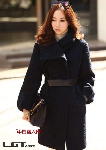2013艾上乐品秋冬女装  将时尚气息完美诠释