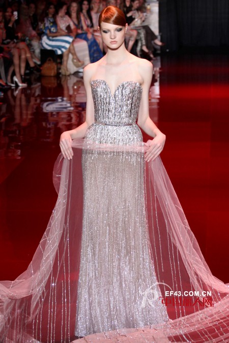 Elie Saab 2013秋冬银线刺绣婚纱惊艳全场