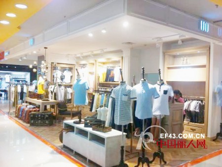 UO联邦欧诗兰与百丽战略合作首站辉县市新店盛大开业