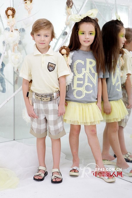 青青果童装  家人一样的陪伴我成长