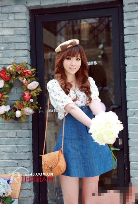 青春活力 今夏牛仔裙穿出甜美女生范