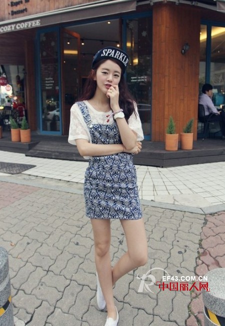 水洗背带牛仔裙甜美OR复古轻松打造