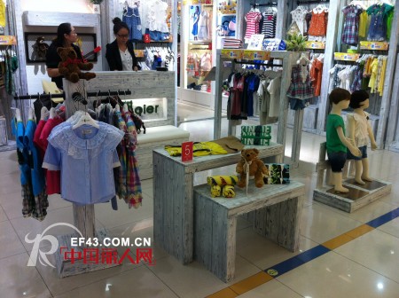 恭贺欣琪儿品牌童装入驻深圳华强北茂业百货