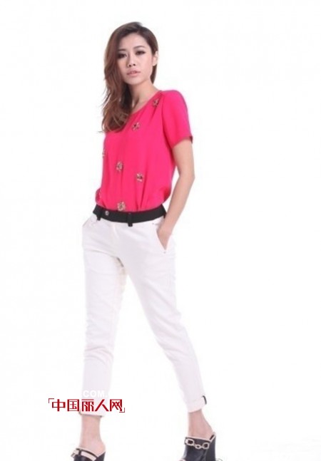 CARMEN卡蔓2013夏季经典干练风 OL装扮也新潮