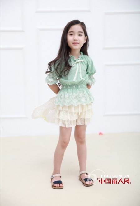 G-Brand童装今夏浅色系小淑女闪亮登场