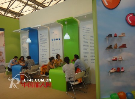 斯乃纳•好童鞋 用心点靓2013CBME孕婴童展