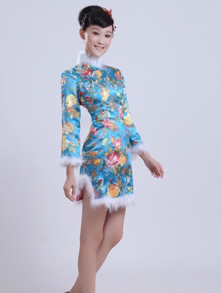 别致冬日旗袍 玩一回“穿越”