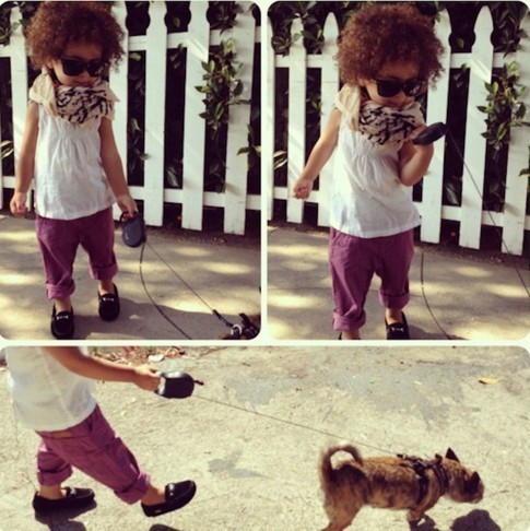 小萝莉街头秀 至IN潮范毫不逊色