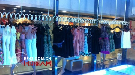 七吻服饰成功进驻六合 加大江苏市场筹码