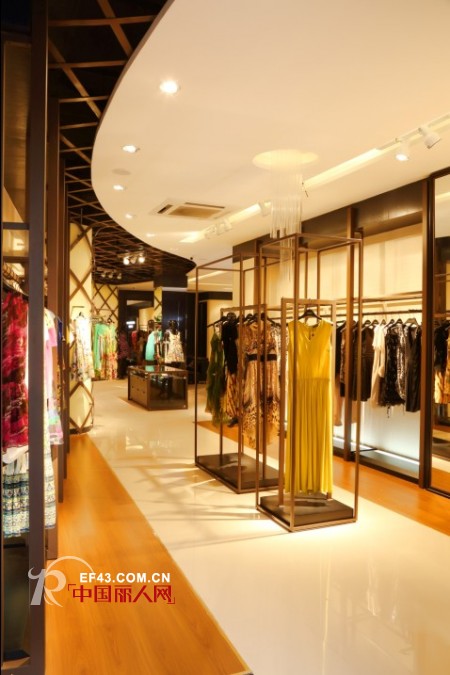 热烈庆祝广州番禺繁华路12号伯妮斯茵专卖店盛大开业