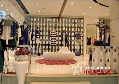 10大女装陈列方式,女装陈列技巧的重要性