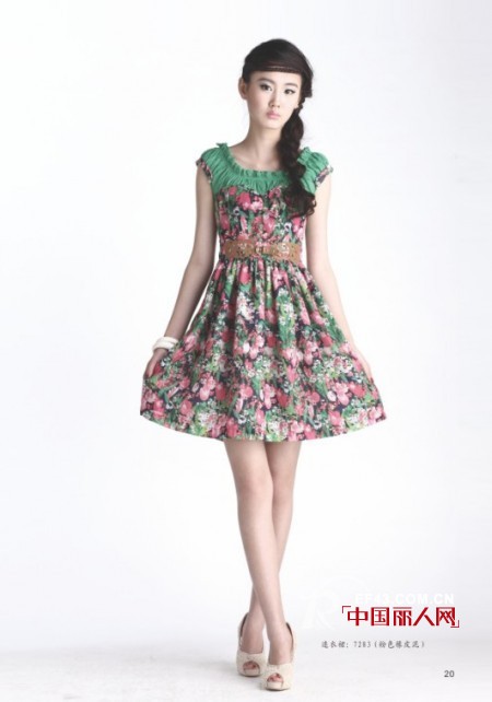 香港素言女装 独特的美感艺术融于时尚