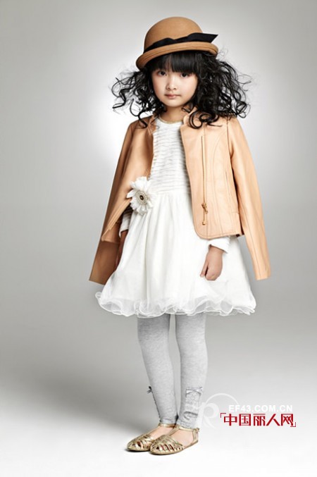 米喜迪品牌童装  快乐童年演绎贵族气质