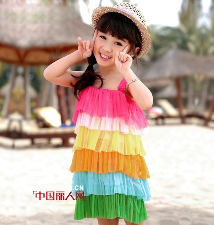 轻柔网纱吊带公主裙  夏天做一个清凉美丽小公主