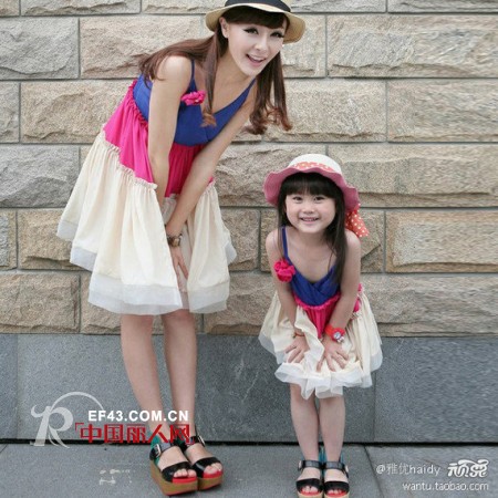 养眼亲子吊带装尽情晒出你们的温馨时刻