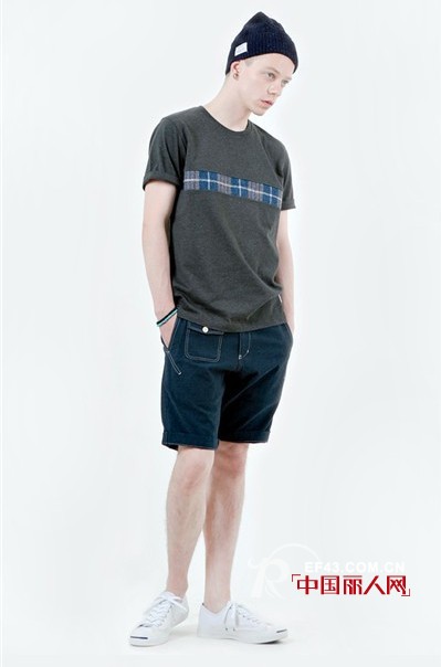 T恤+短裤 夏季阳光男经典搭配