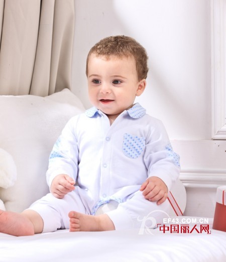 雅培婴童装 宝宝成长雅慧健康培育