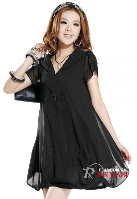 四大色系休闲服搭配技巧 让你爆潮街头