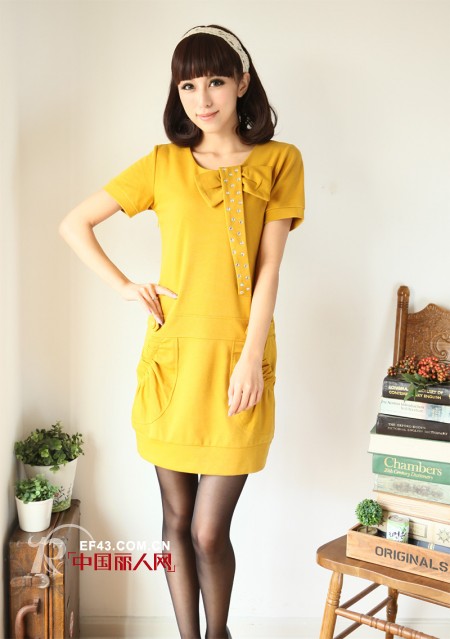 四大色系休闲服搭配技巧 让你爆潮街头