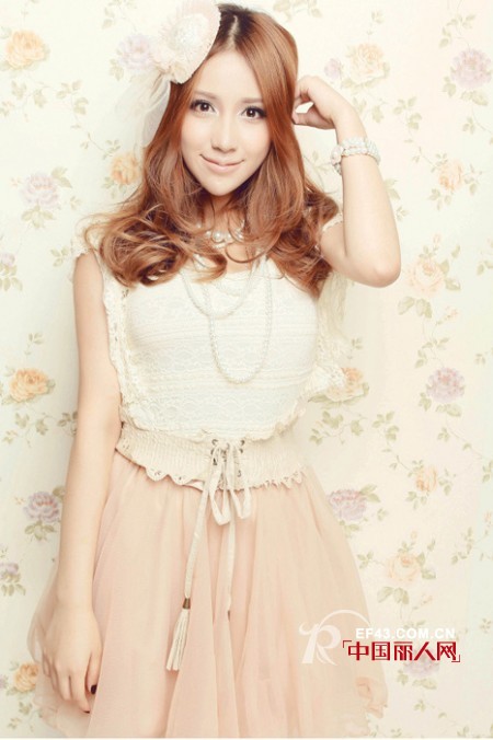 EZAN一冉时尚女装 诠释最美的生活姿态