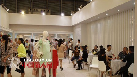 “妈妈和我”亮相2013上海婴童展