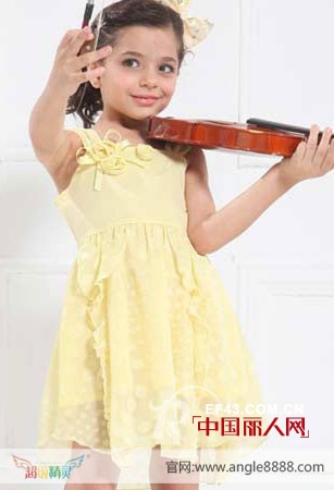 超级精灵童装潮爸潮妈的代表