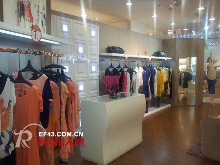 热烈庆祝迪斯廷.凯女装成功入驻钢铁城市辽宁本溪