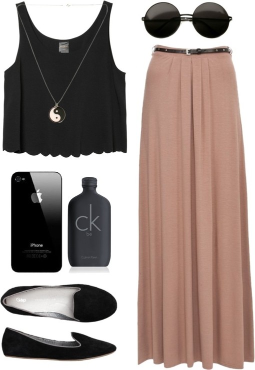 支招欧美风搭配 黑白灰依然唱主角