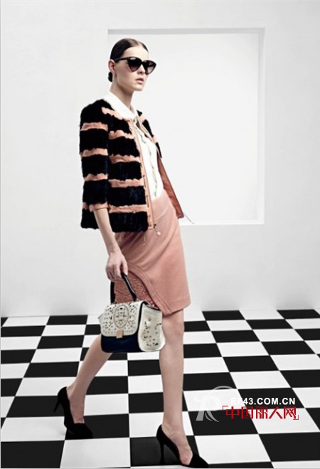 弗卡冬季玩转皮草风 拼接look趣味多多