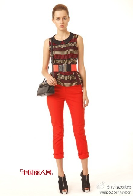 a.y.k时尚女装打造甜美女人味