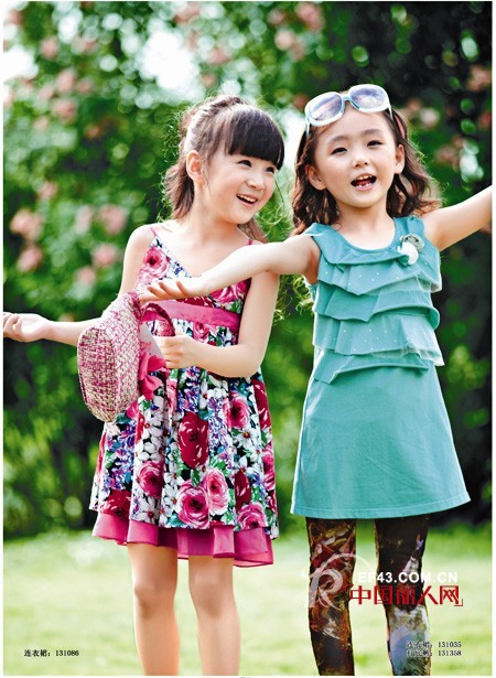 俄梅戛时尚童装  九月开学季我们来了