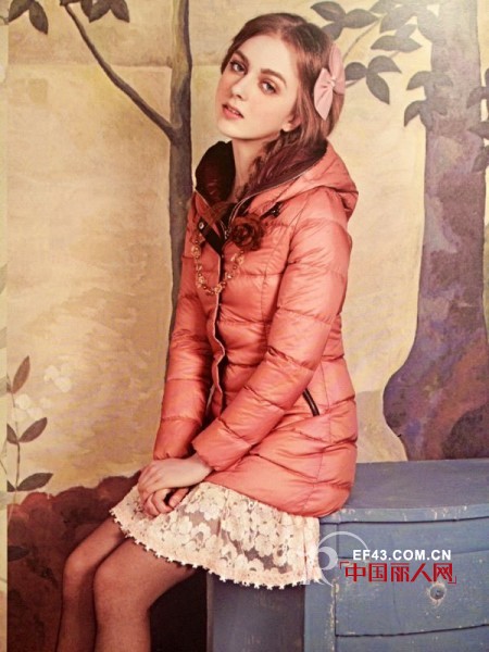 2013秋冬新品流行搭配 清新田园,优雅职场两不误