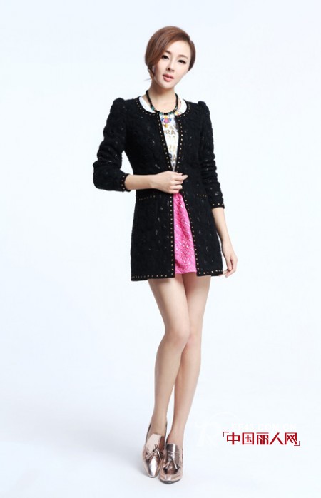 职场女性搭配 甜美得体不失气场