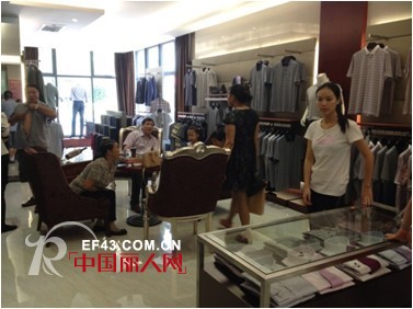 恭祝湖北钟祥乔夫男装店在7月29日隆重开业