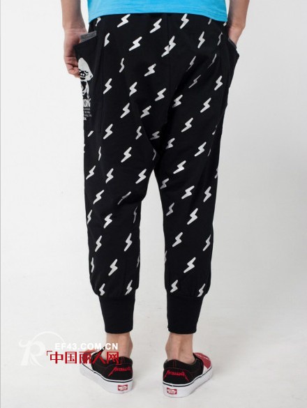 长裤还是短裤 夏季男士裤子应该怎么搭配