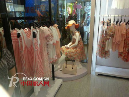 新店全新装修风格 蔓露卡深圳新店开业