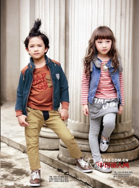 秋冬流行什么款式 牛仔面料强烈来袭 潮流时尚装扮