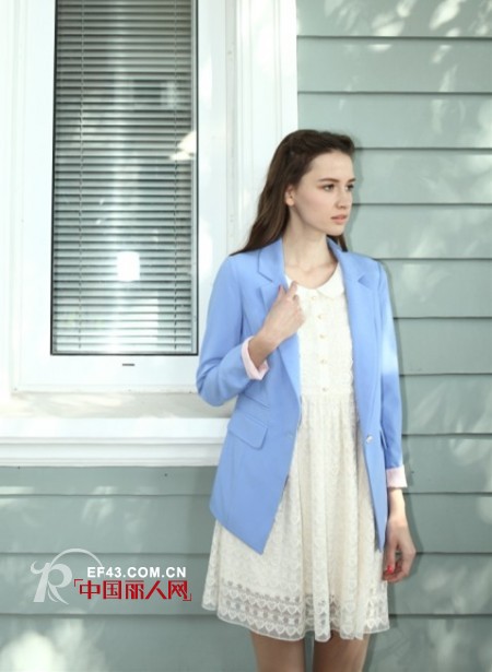 白色纱裙搭配什么外套 萝莉,御姐本色出演