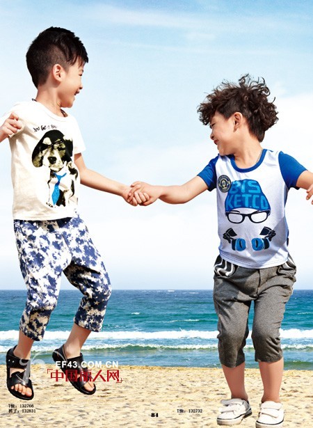 夏季T恤搭配技巧  教你怎么搭配出时尚潮流