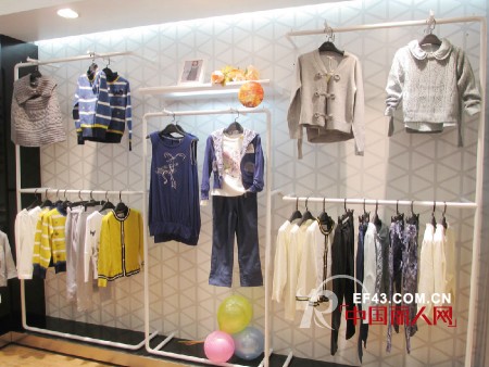 唯路易童装绵阳万达店全新开业